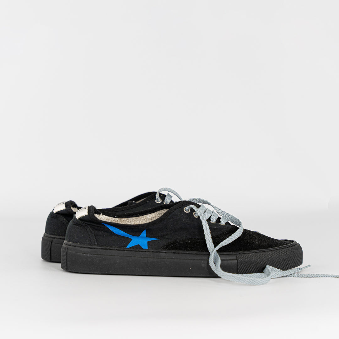 GOLDEN GOOSE SNEAKERS
