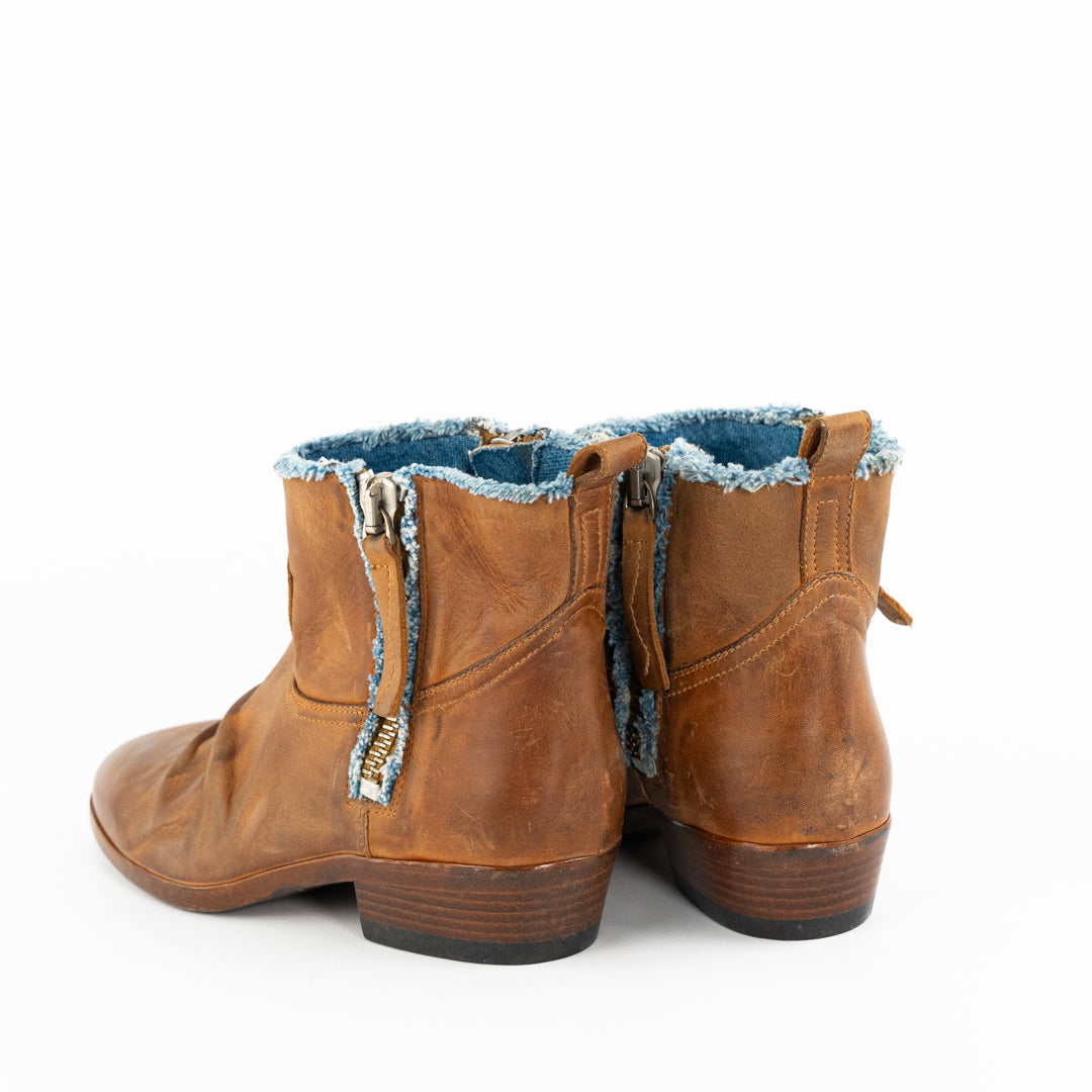 STIVALETTO GOLDEN GOOSE