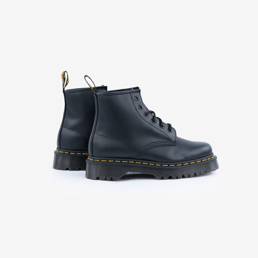 ANFIBIO DR MARTENS