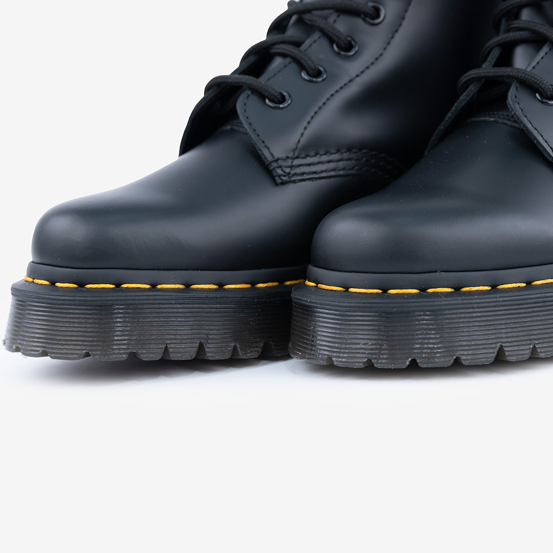 ANFIBIO DR MARTENS